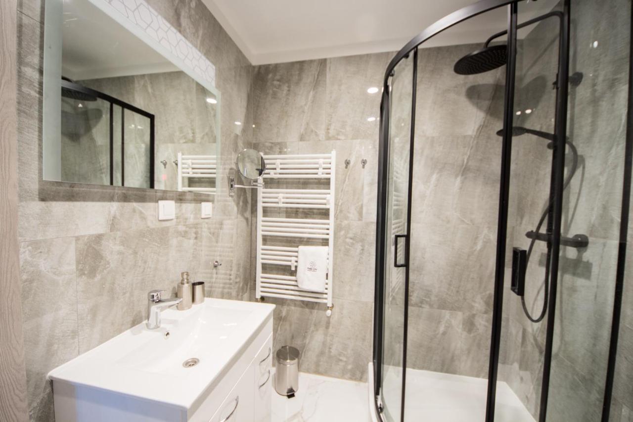 Apartament 23 Park City Ostrów Wielkopolski Buitenkant foto
