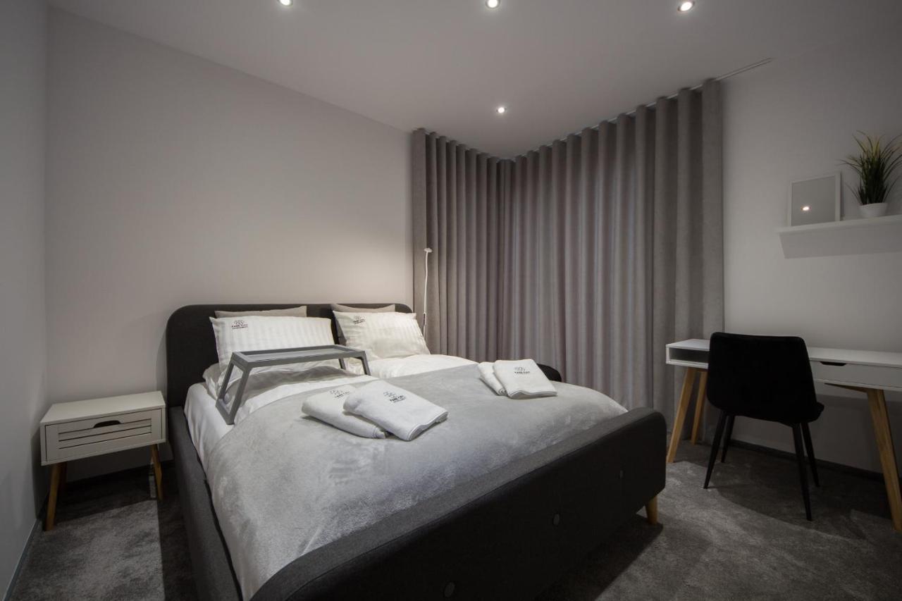 Apartament 23 Park City Ostrów Wielkopolski Buitenkant foto